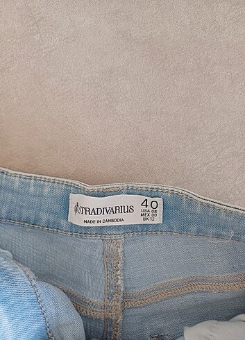 m Beden mavi Renk Stradivarius jean