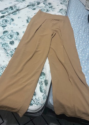 Bej Kadın Keten Pilili Midi Bol Pantolon