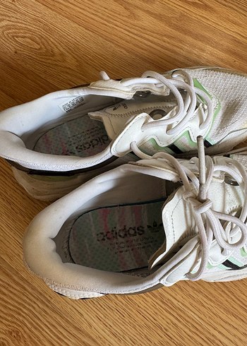 Beyaz Bağcıklı Kadın Spor Ayakkabı - Görsel 3