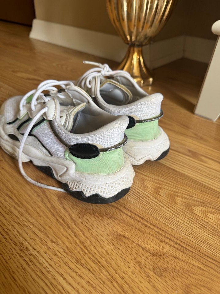 Beyaz Bağcıklı Kadın Spor Ayakkabı - Görsel 5