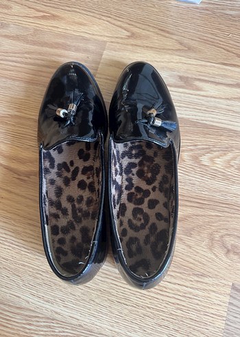 Siyah Leopar Desenli Püsküllü Topuklu Kadın Ayakkabı - Görsel 4