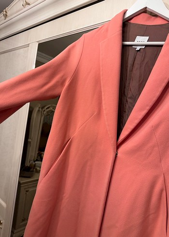 Pembe Uzun Kadın Klasik Kesim Kaban - Görsel 3