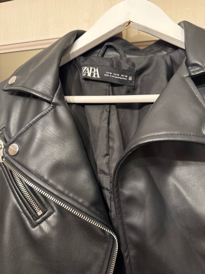 Siyah Deri Biker Ceket Tokalı - Görsel 2