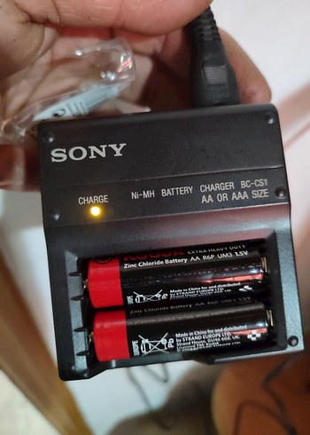 Sony AA ve AAA Boyut Şarj Cihazı