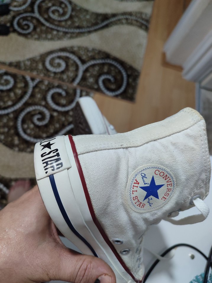 Beyaz Elastik Bağcıklı Converse - Görsel 4