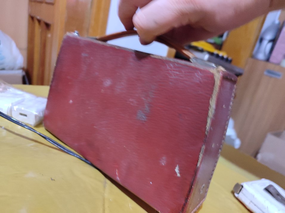 Kırmızı Grundig Retro antika Radyo - Görsel 3