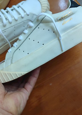 Beyaz Bağcıklı orjinal Adidas Spor Ayakkabı - Görsel 8