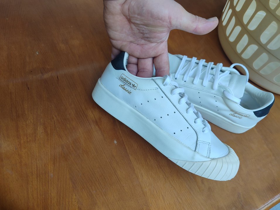 Beyaz Bağcıklı orjinal Adidas Spor Ayakkabı - Görsel 3