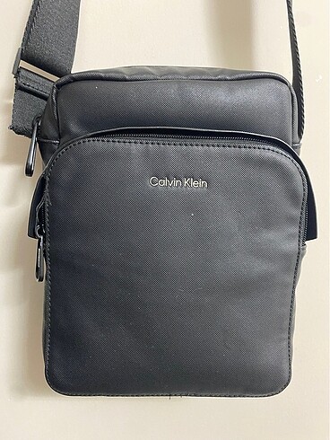 Calvin Klein Erkek Omuz Çantası