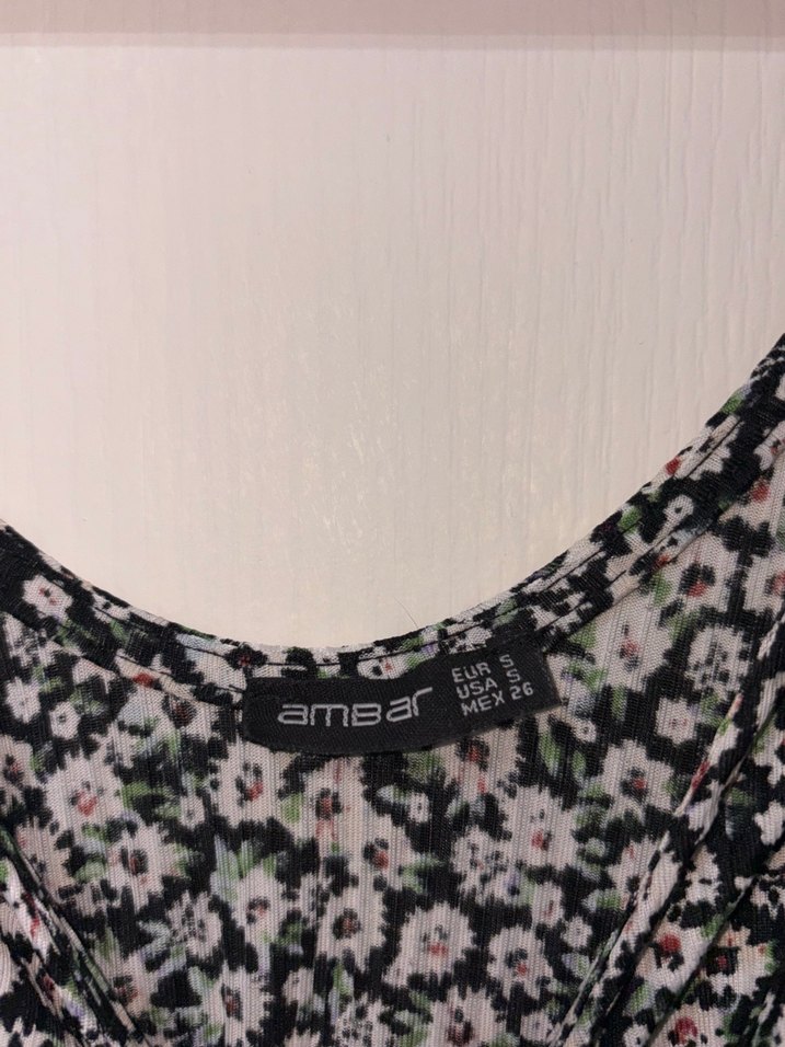 Siyah Midi V Yaka Dantel Detaylı Elbise - Görsel 4