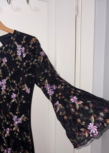 Mor Nakışlı Dantel Uzun Kollu Midi Elbise - Görsel 3