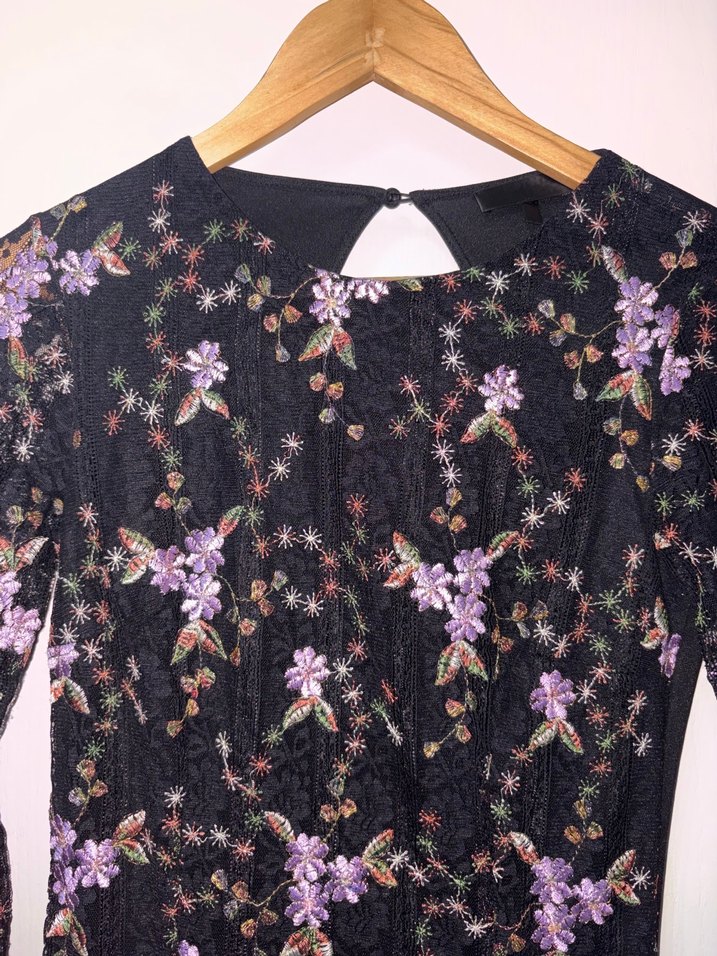 Mor Nakışlı Dantel Uzun Kollu Midi Elbise - Görsel 2