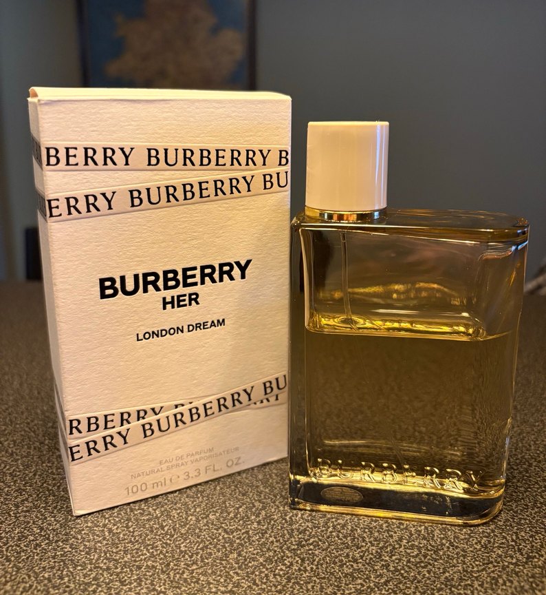 Burberry Her London Dream Kadın Parfümü 100 ml - Görsel 2