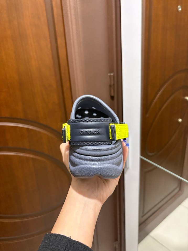 Crocs Duet Max Çocuk Terlik 30-31 Numara - Görsel 3