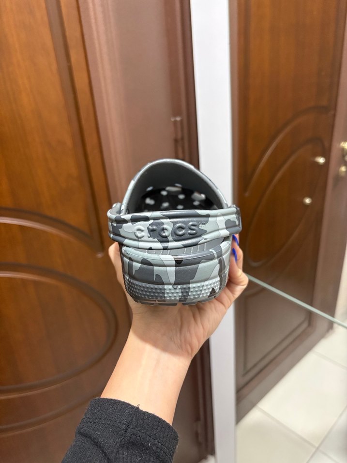 Crocs Classic Printed Camo Kadin Terlik 37-38 Numara - Görsel 3