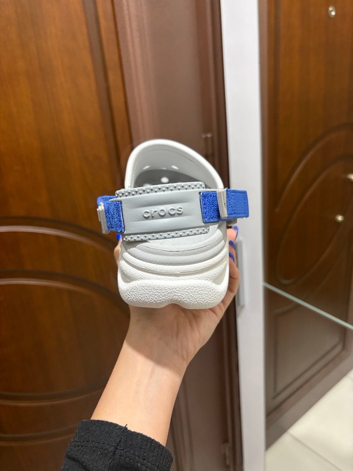 Crocs Duet Max Unisex Çocuk Terlik 28-29 Numara - Görsel 3