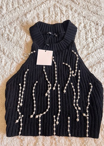 zara incili triko crop