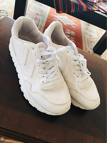 HUMMEL AYAKKABI