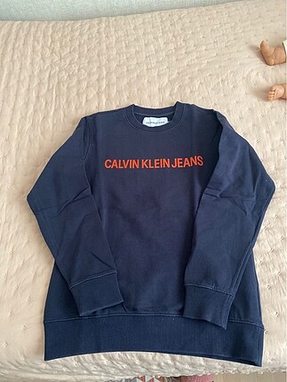 CALVİN KLEİN SWEATSHİRT