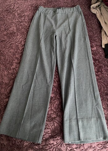 Gri Geniş Paça Pantolon - Görsel 2