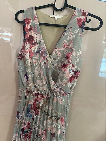 Çiçekli Elbise - Görsel 5