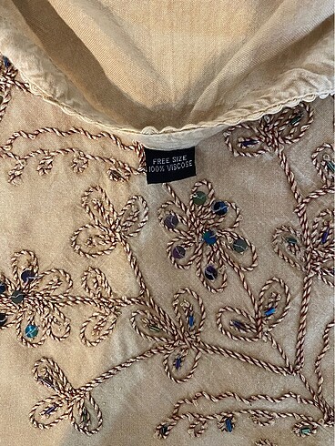 Nakışlı Bluz - Görsel 2