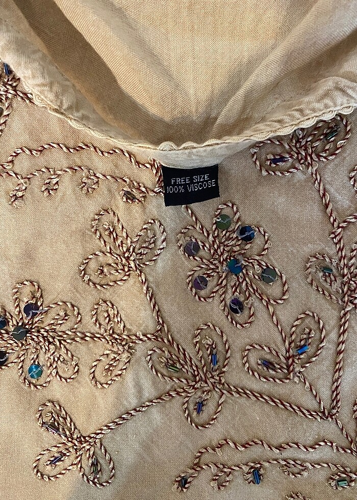 Nakışlı Bluz - Görsel 2