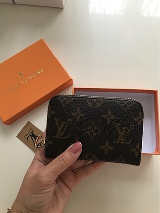 Louis vuitton küçük boy cüzdan