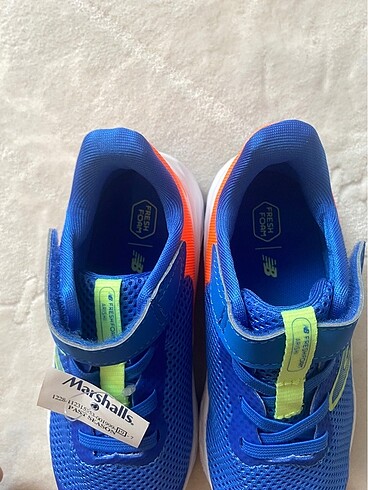 26 Beden çeşitli Renk New balance çocuk ayakkabısı 26.5 no