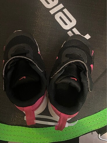 22 Beden Nike cocuk spor ayakkabı