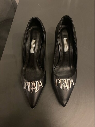 Prada ayakkabı