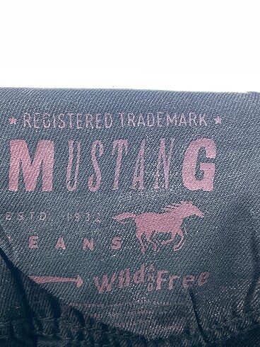 30 Beden siyah Renk Mustang Jean / Kot %70 İndirimli.