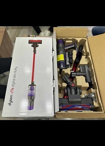 Dyson V11 süpürge Makinesi 