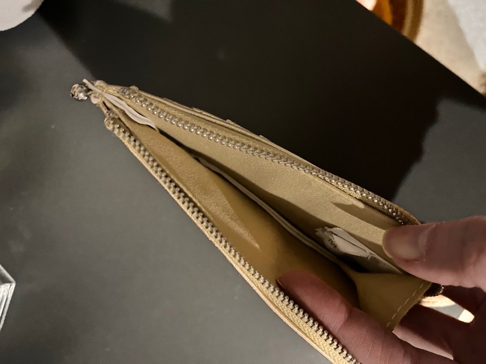 Altın Renkli Kadın Portföy Cüzdan - Görsel 3