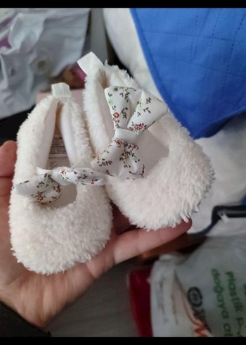 Nakışlı Fiyonklu Kız Çocuk Ev Terliği - Görsel 2