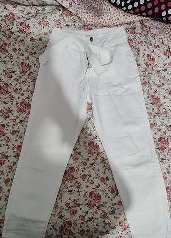 beyaz mom jeans