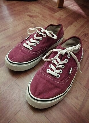 BORDO VANS