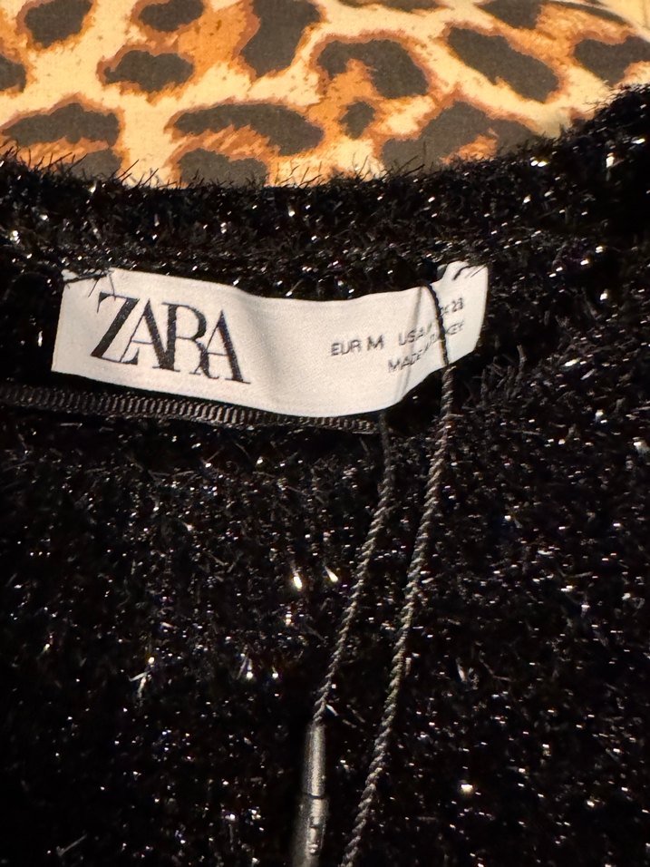 Siyah Parlak  yuvarlak Yakalı Kadın Kazak - Görsel 2