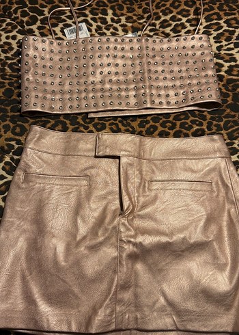 Pembe Deri Mini Etek ve taşlı üst - Görsel 2