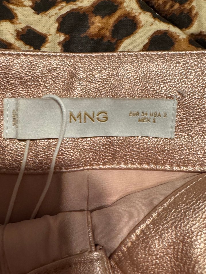 Pembe Deri Mini Etek ve taşlı üst - Görsel 3