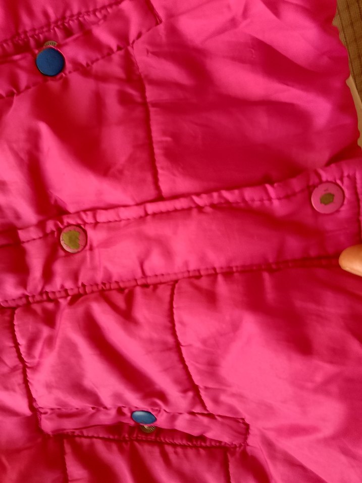 Kız Çocuk Pembe Düğmeli Yelek - Görsel 3