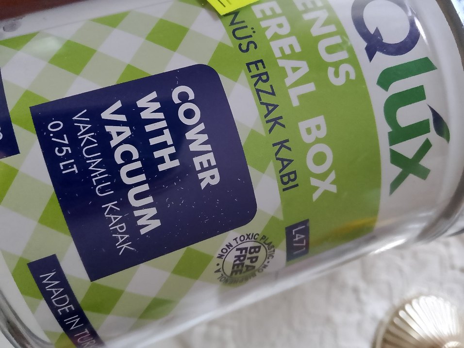 Beyaz Gri Kapaklı Saklama Kabı - Görsel 3