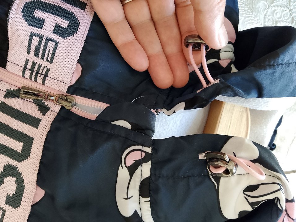 Renkli Baskılı Kapüşonlu Kız Mont - Görsel 4