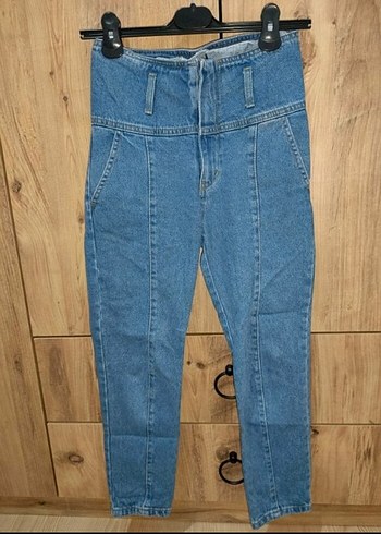 Mavi Kemerli Kadın Denim Pantolon