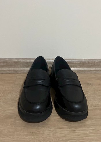 Mango Siyah Tokalı Blok Topuklu Loafer