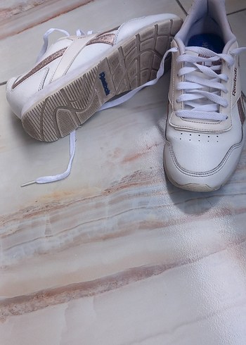 orjinal reebok deri Beyaz Bağcıklı Kadın Spor Ayakkabı - Görsel 2