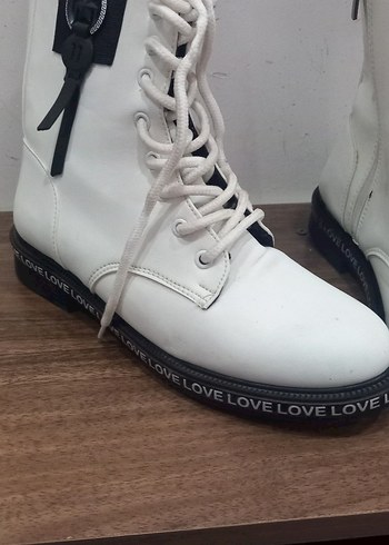 Beyaz Bağcıklı Yüksek Topuklu Street Style Bot - Görsel 5