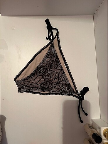 Calzedonia Calzedonia dantelli bikini alti