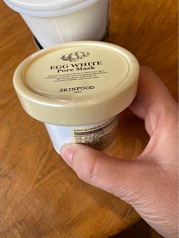 Skinfood Egg White Pore Mask