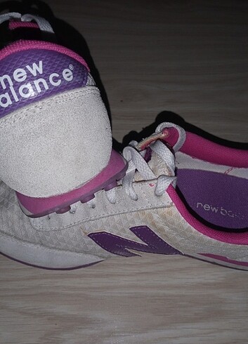 New Balance Kadın Spor Ayakkabisi